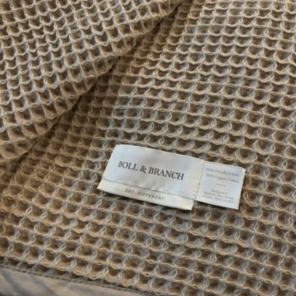 FIRE SALE! WED ONLY BOLL & BRANCH Waffle Bed Blanket - Full/Queen - Oatmeal EUC - Picture 2 of 7